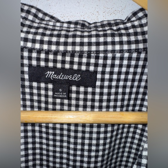 Madewell Women's Short‎ Sleeve V-Neck Button-Back Roomy B&W Checked Shirt, S - Picture 3 of 4